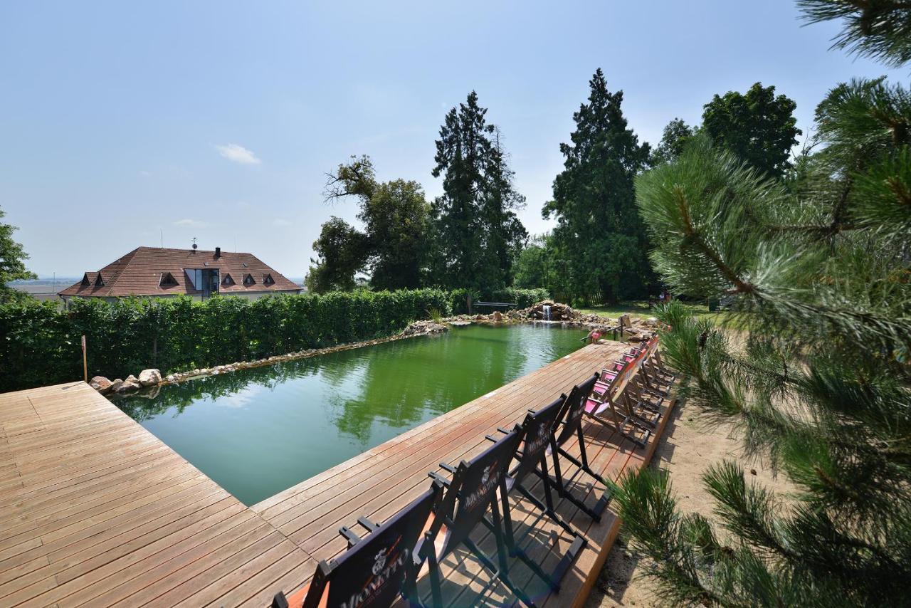 Chateau Loucen Garden Retreat Exterior foto