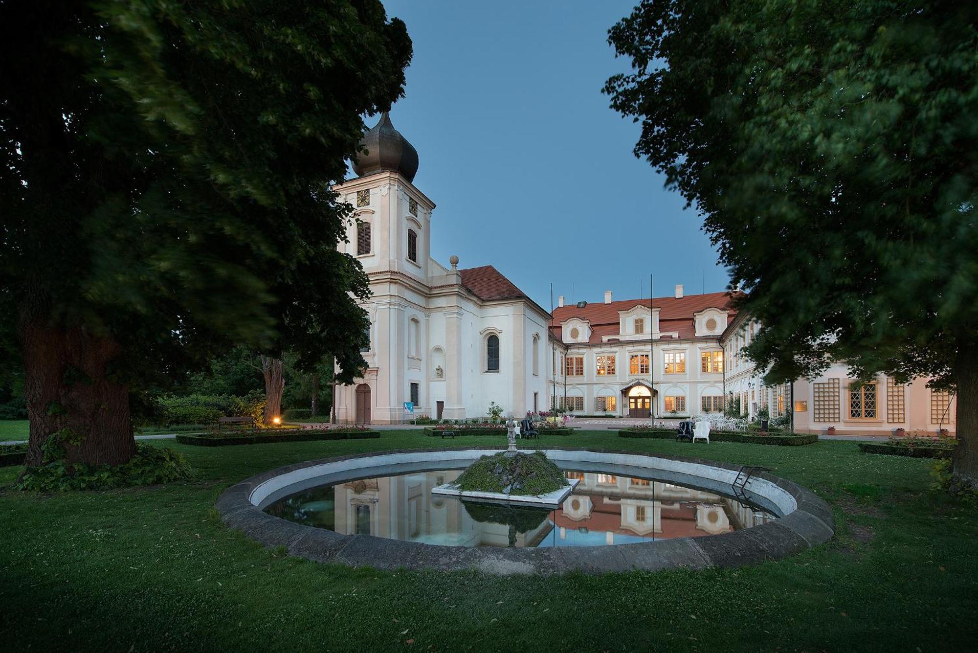 Chateau Loucen Garden Retreat Exterior foto